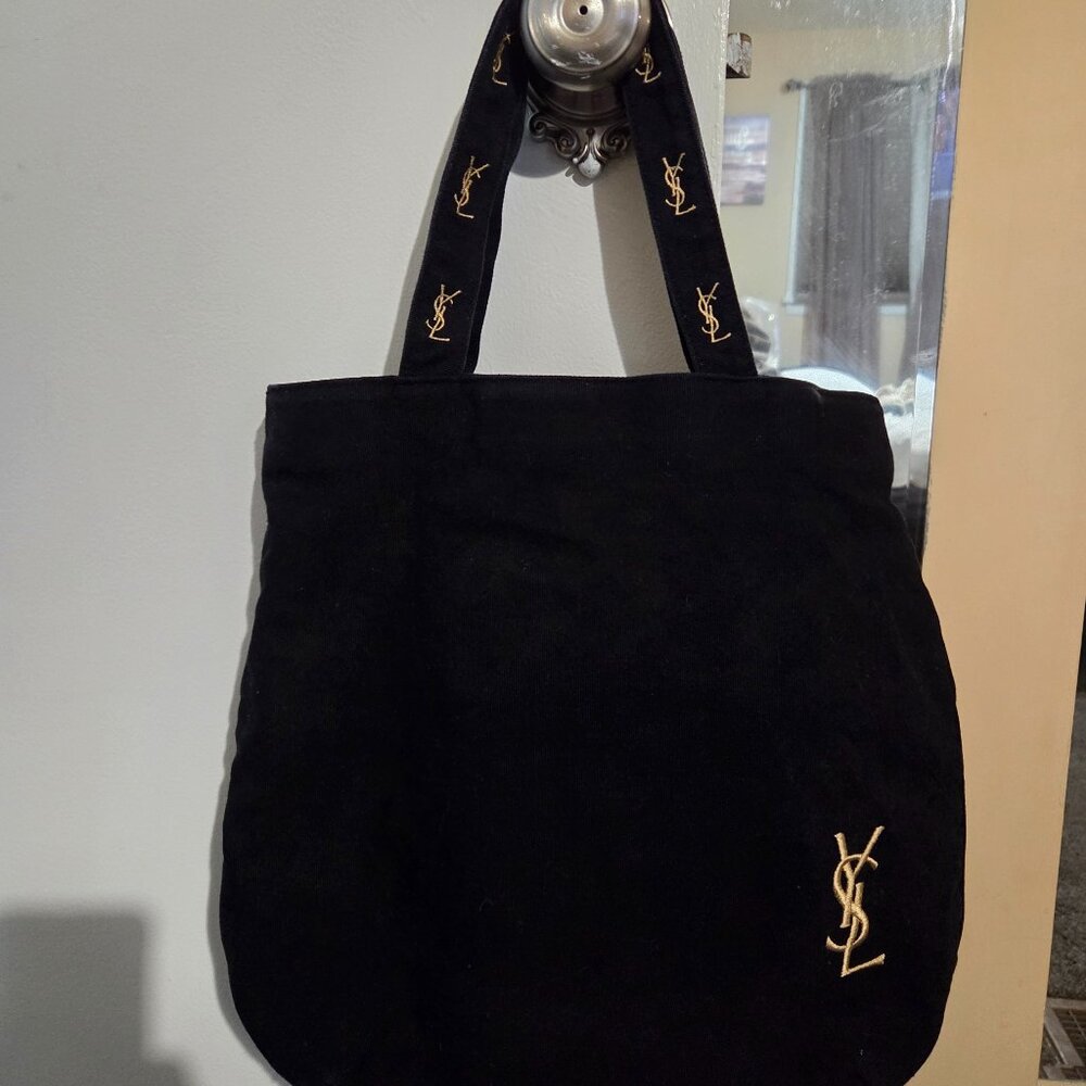 Yves St Laurent